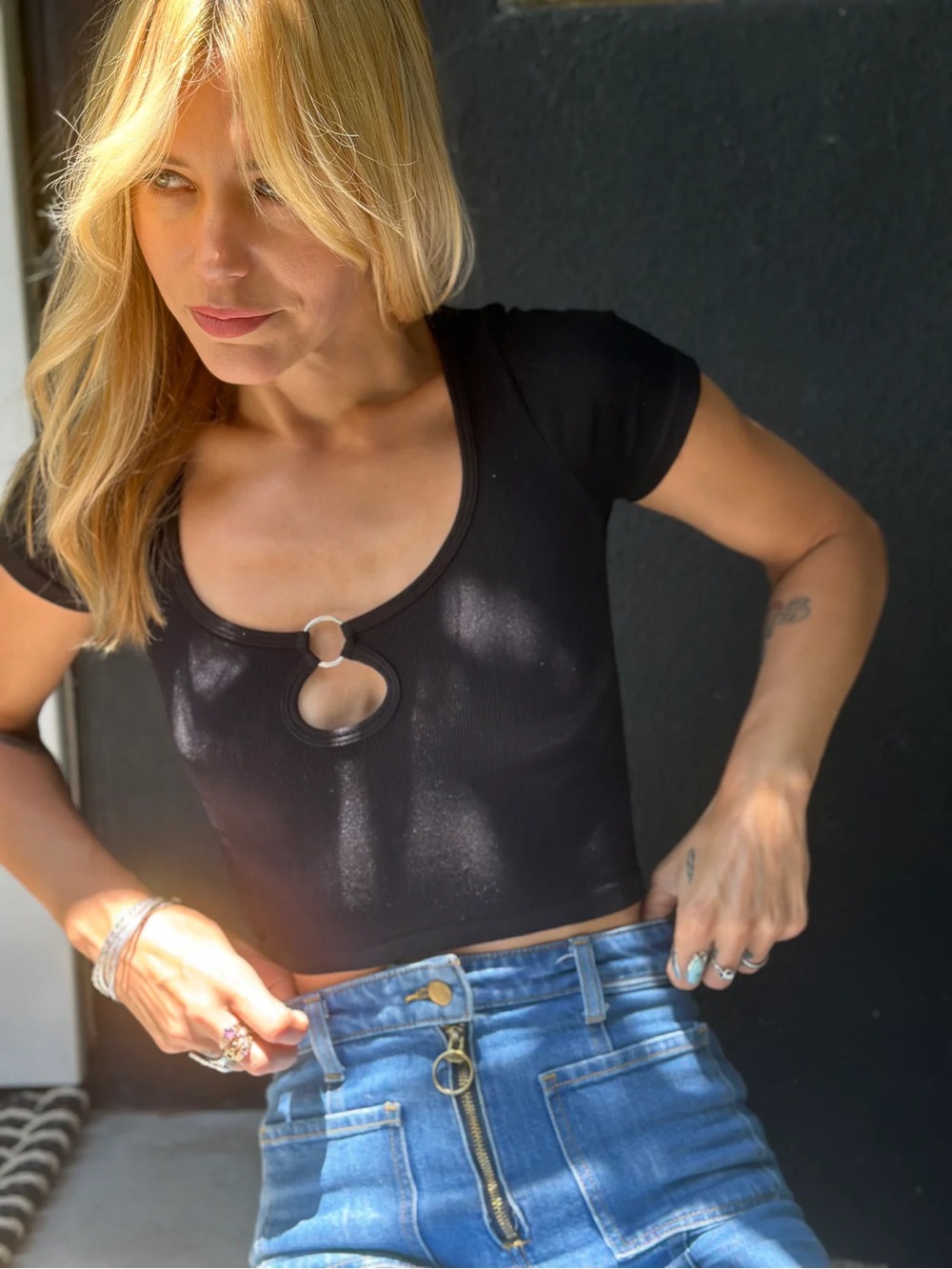 Stoned Immaculate Rebel Yell Black Ring-Cut Crop Top Size Medium